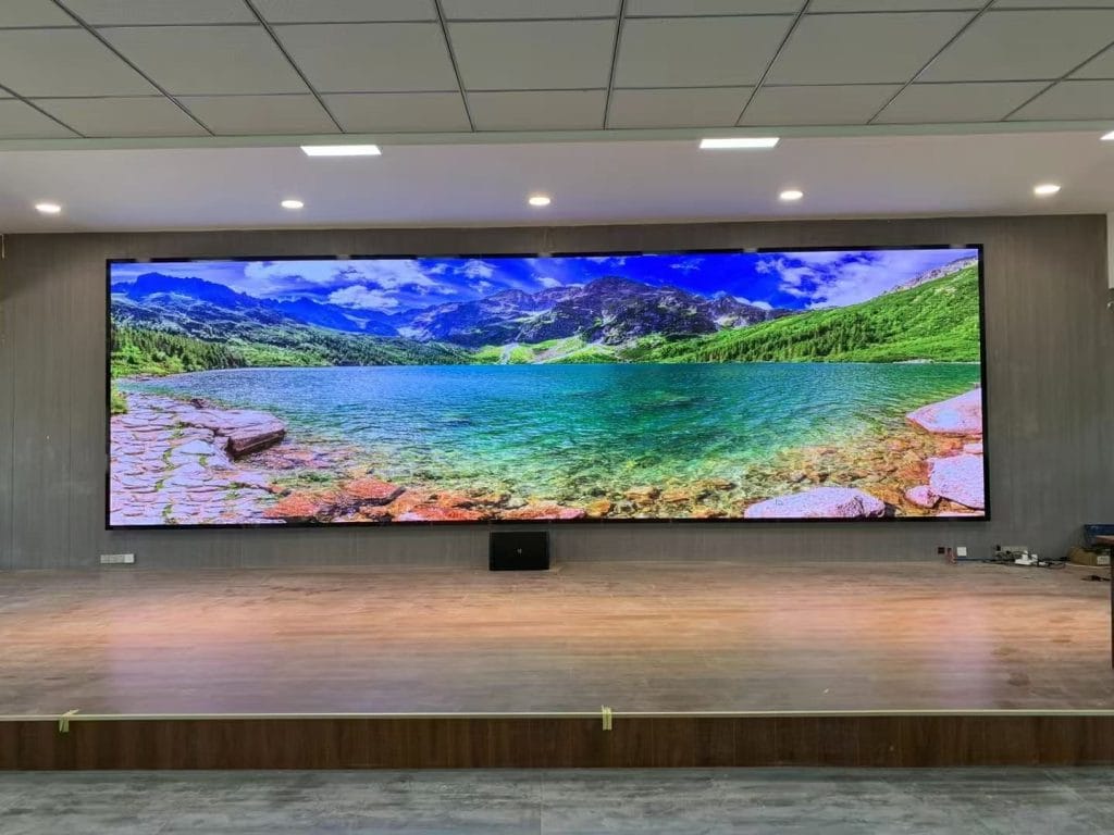Indoor fine pitch LED screen (20)